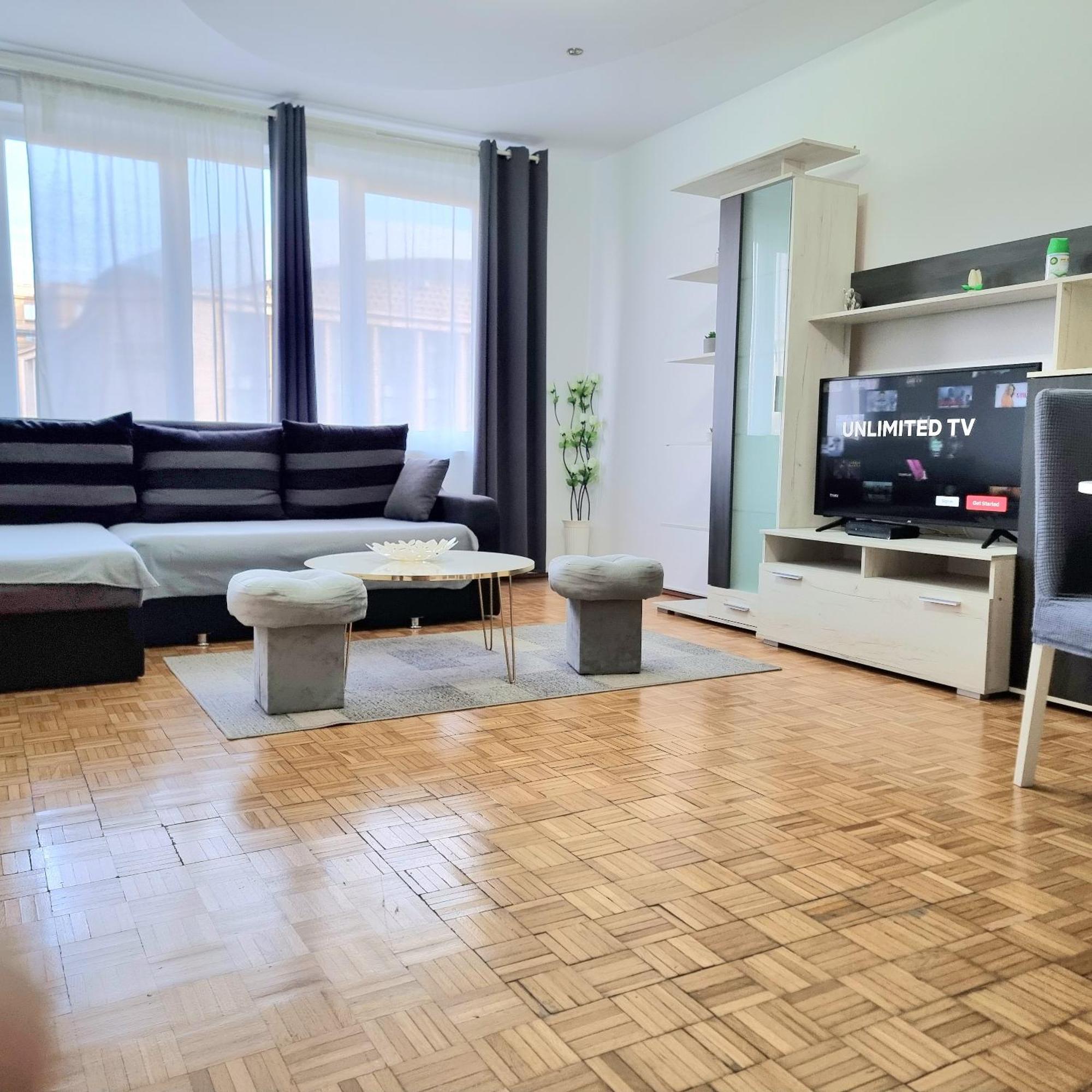 Chic Comfort 1Bdr With Landmark View - Concerthall 부쿠레슈티 외부 사진