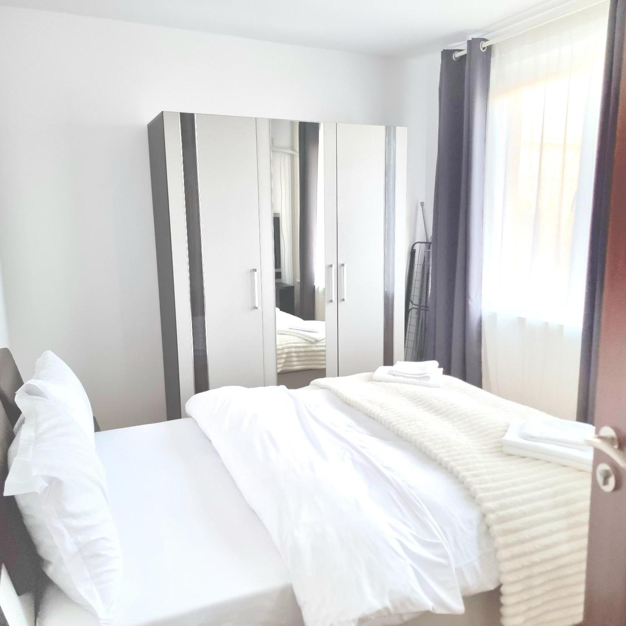 Chic Comfort 1Bdr With Landmark View - Concerthall 부쿠레슈티 외부 사진