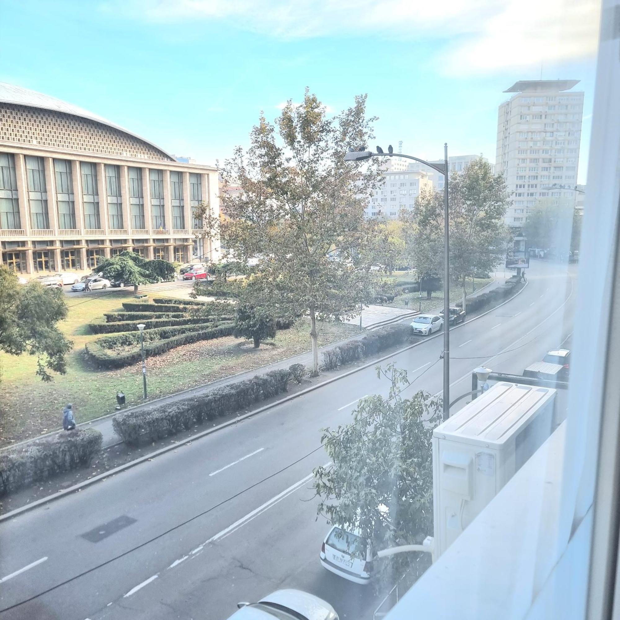 Chic Comfort 1Bdr With Landmark View - Concerthall 부쿠레슈티 외부 사진